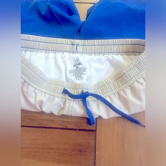 BUC-EES brand new Men’s swimming trunks; Size XL NWOT - Picture 5 of 5